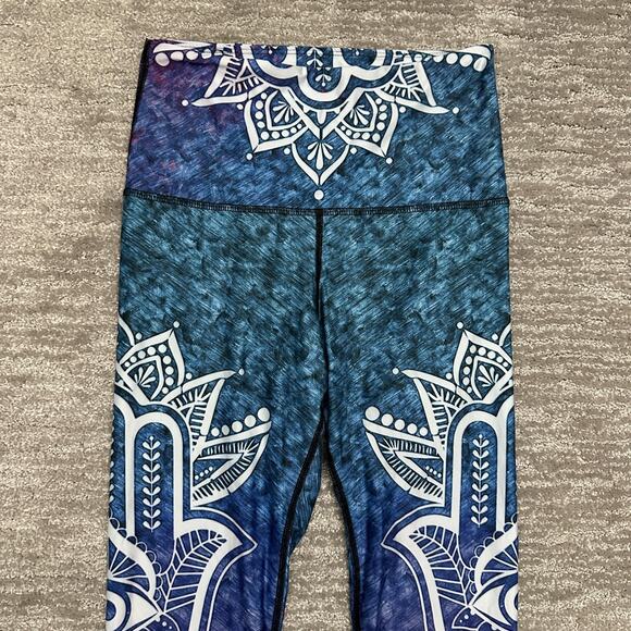 Yoga Democrazy Leggings Womens Small Blue Purple Ombre Mandala Lotus Print Crop - Picture 2 of 11
